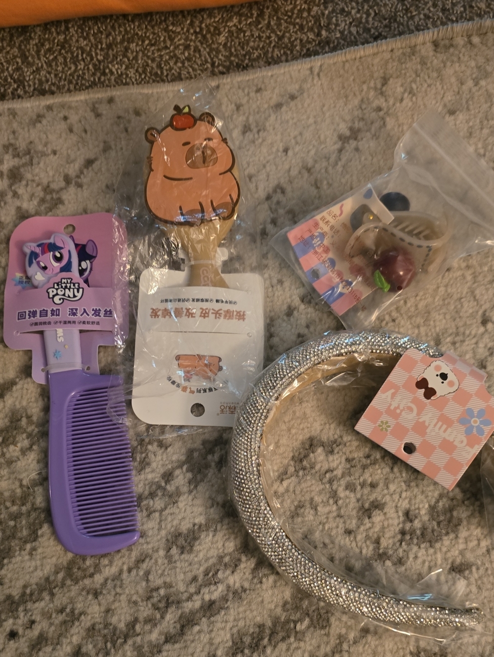 NEW  Cute Hair Accessories